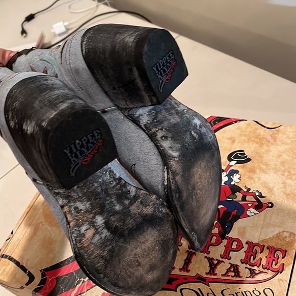 Old Gringo Booties 👢 - Picture 6 of 11